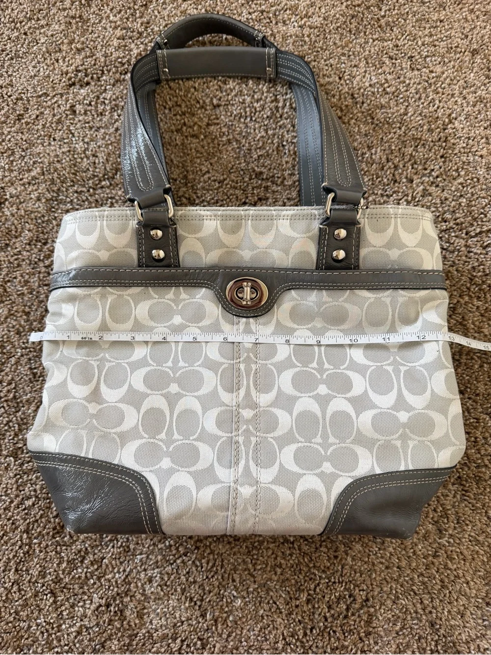 COACH Vintage Hampton Grey and Silver Shoulder Bag